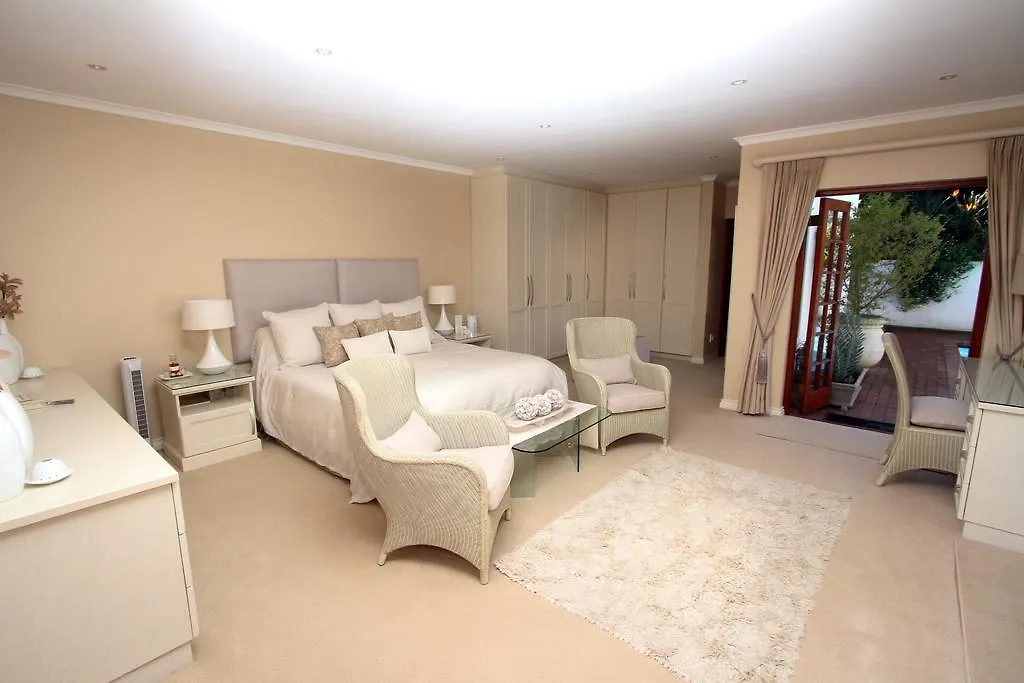 Constantia Garden Suites Kapstadt 5*,