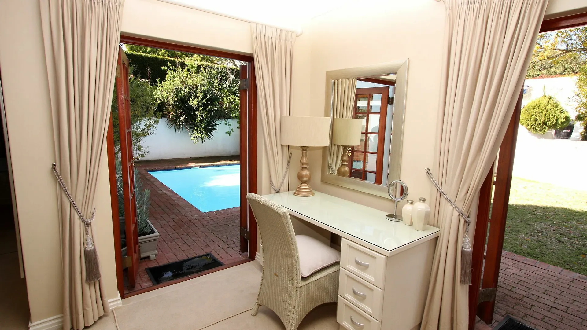 Constantia Garden Suites Kapstadt